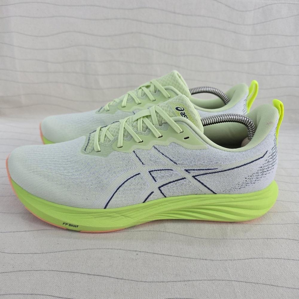 ASICS Womens Dynablast 4 Cool Matcha Green White Running Shoes 1012B513 Size 11 - Picture 2 of 13
